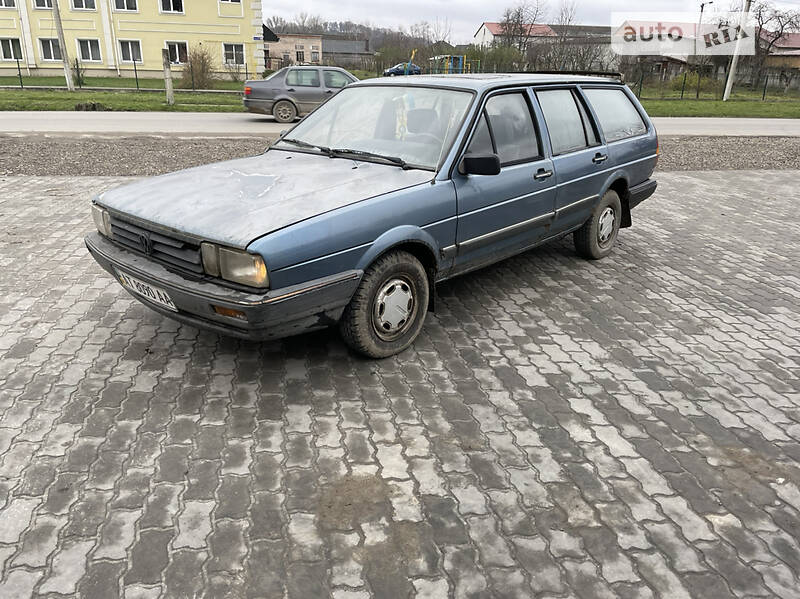 Универсал Volkswagen Passat 1987 в Ивано-Франковске