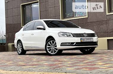 Седан Volkswagen Passat 2013 в 