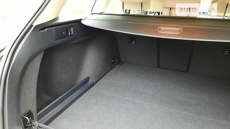 Седан Volkswagen Passat 2015 в Львові