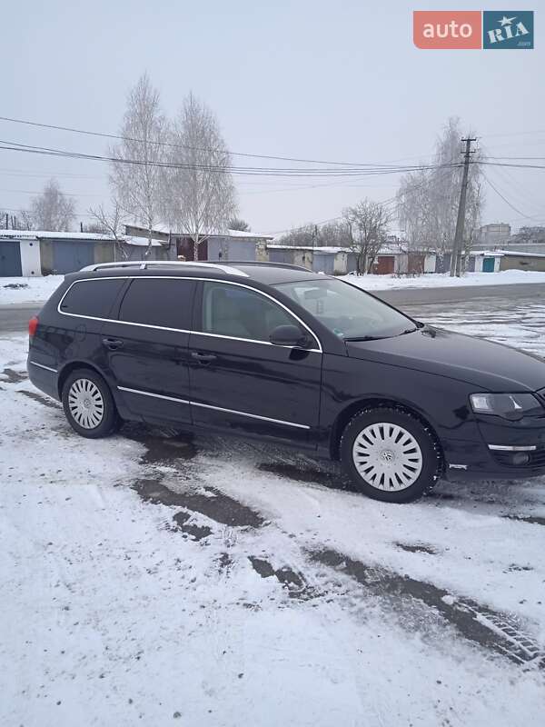 Универсал Volkswagen Passat 2006 в Звягеле