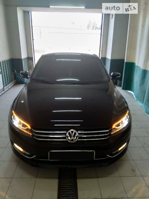 Седан Volkswagen Passat 2013 в Вінниці