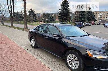 Седан Volkswagen Passat 2014 в Звягелі