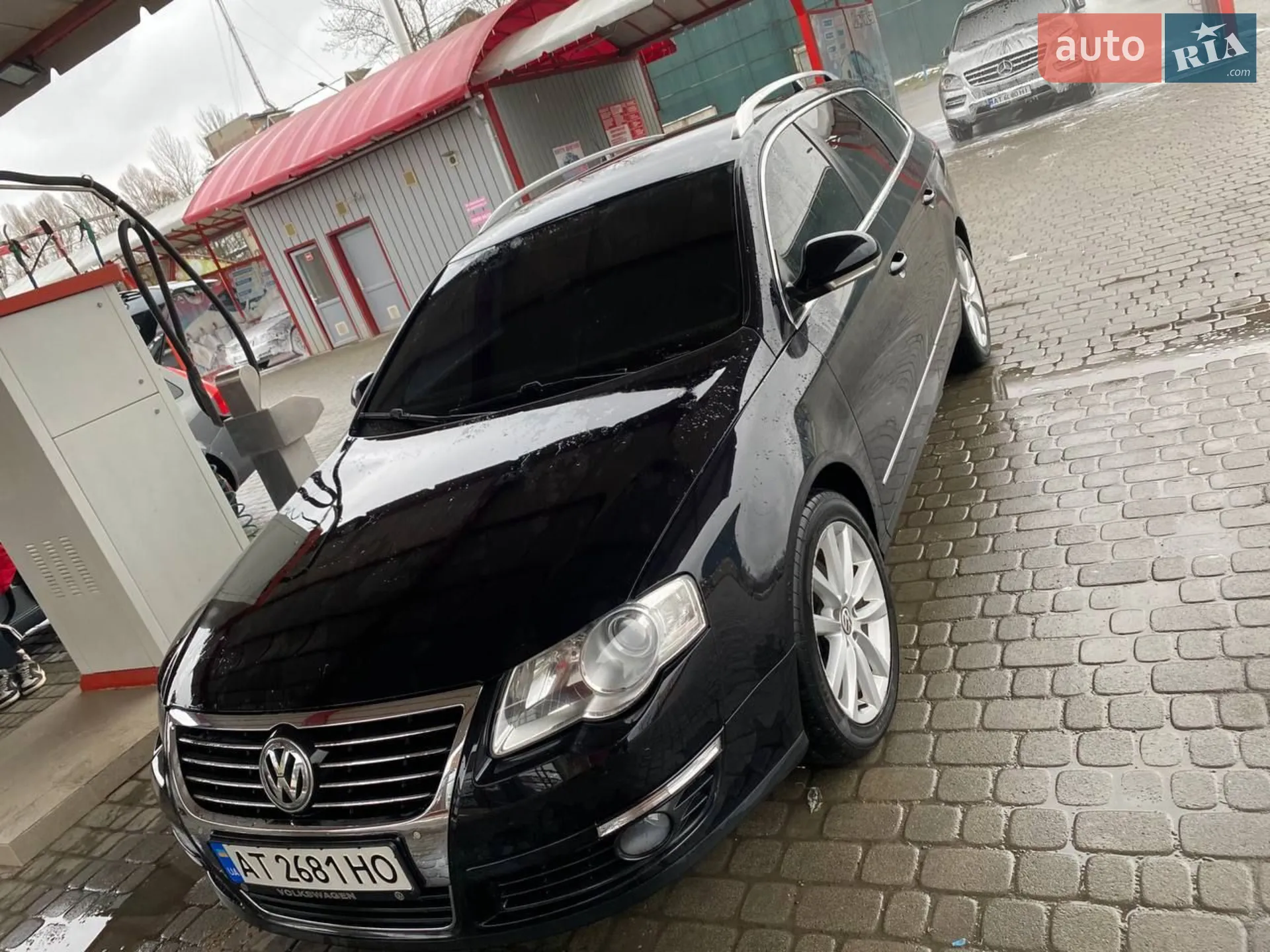 2010 Volkswagen Passat - фото 1