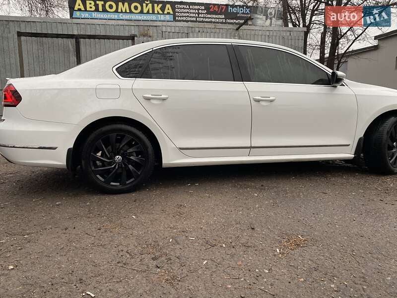 Седан Volkswagen Passat 2016 в Днепре фото 3 Седан Volkswagen Passat 2016 в Днепре
