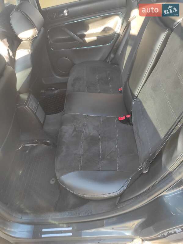 Седан Volkswagen Passat 2002 в Кривом Роге