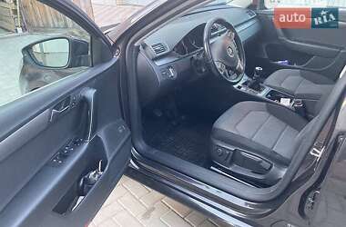 Универсал Volkswagen Passat 2011 в Черновцах