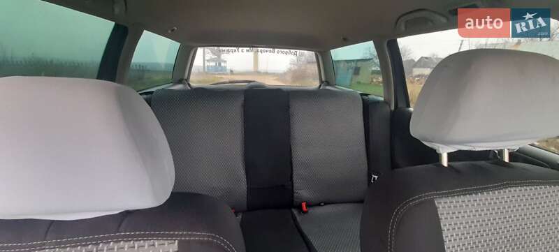 Універсал Volkswagen Passat 2005 в Піщанці