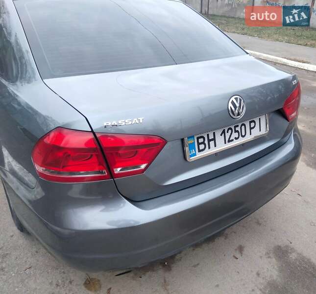 Седан Volkswagen Passat 2014 в Ізмаїлі