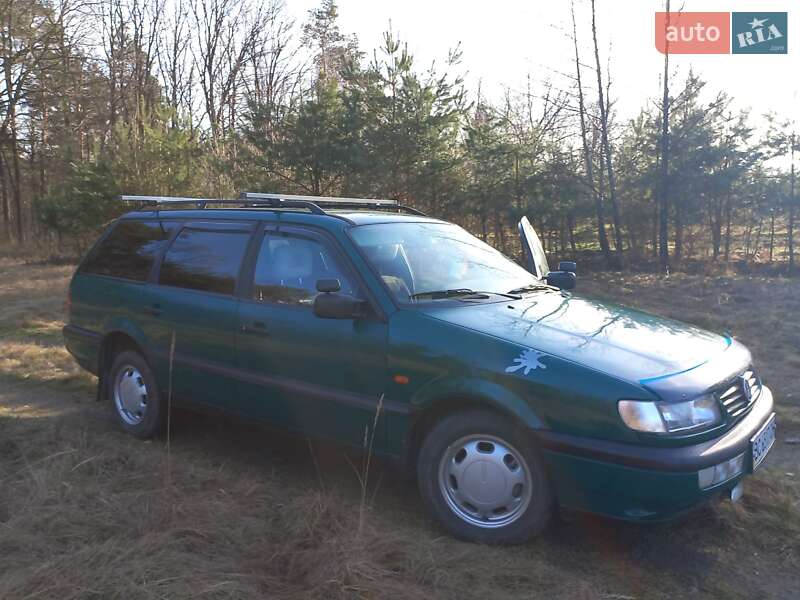 Універсал Volkswagen Passat 1994 в Шептицькому