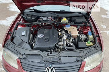 Седан Volkswagen Passat 2000 в 