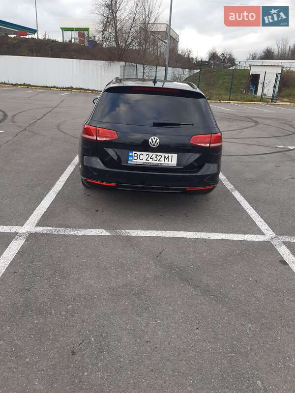 Универсал Volkswagen Passat 2016 в Ужгороде