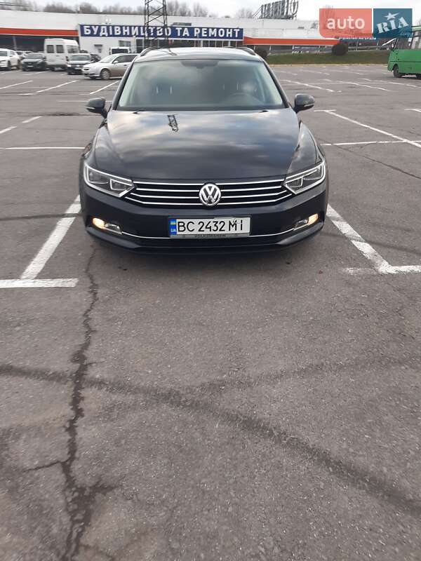 Универсал Volkswagen Passat 2016 в Ужгороде