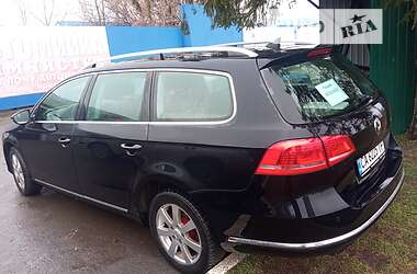 Універсал Volkswagen Passat 2011 в Черкасах