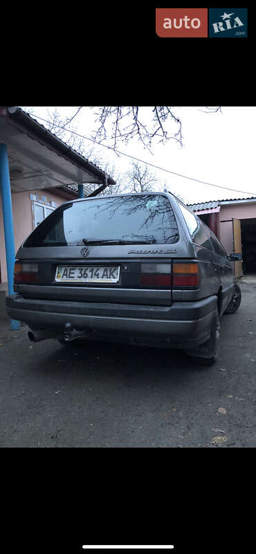 Универсал Volkswagen Passat 1990 в Благовещенском