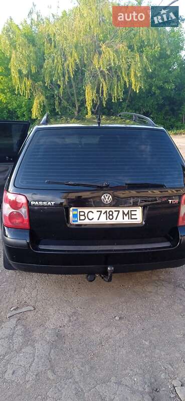 Универсал Volkswagen Passat 2001 в Буске