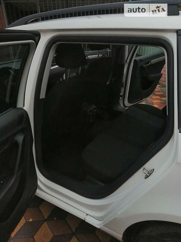 Універсал Volkswagen Passat 2012 в Броварах