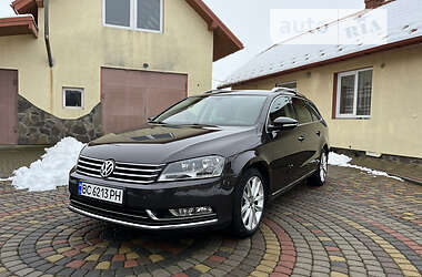 Универсал Volkswagen Passat 2011 в Стрые