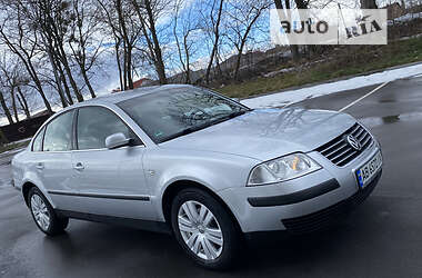 Седан Volkswagen Passat 2001 в Виннице