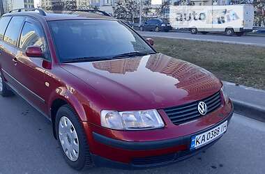 Універсал Volkswagen Passat 1999 в Києві