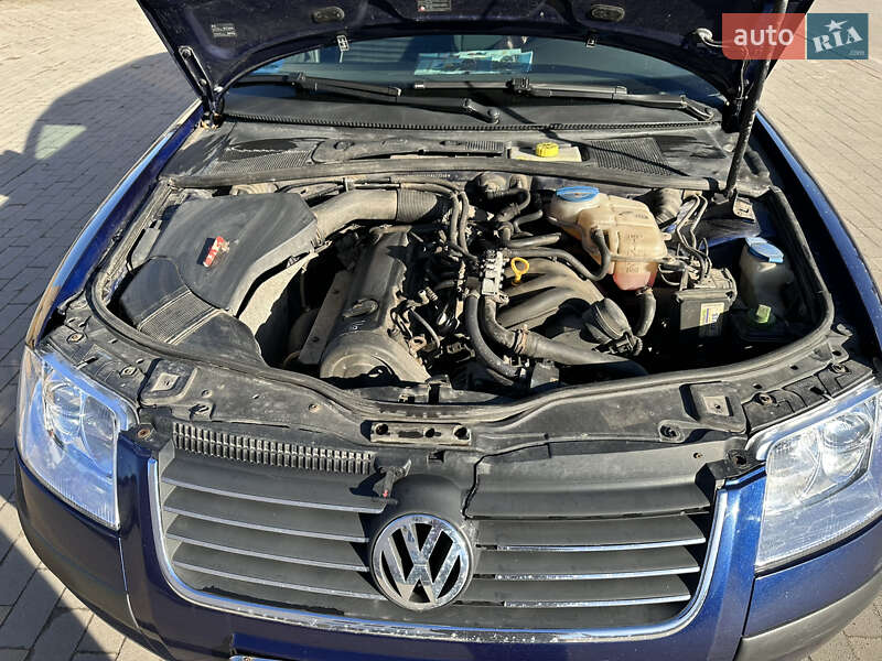 Універсал Volkswagen Passat 2004 в Калинівці