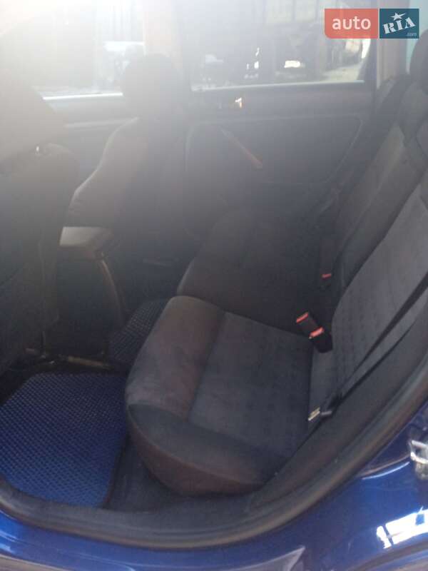 Универсал Volkswagen Passat 2001 в Любомле