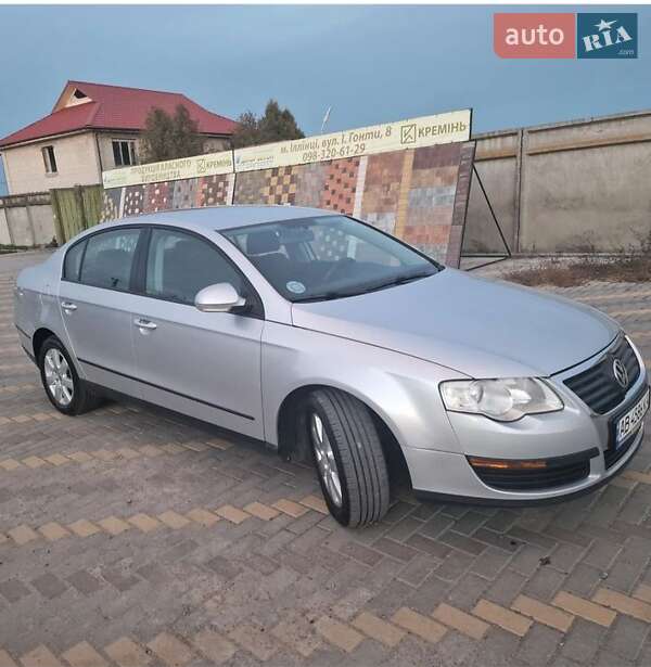 Volkswagen Passat 2005 Volkswagen Passat 2005