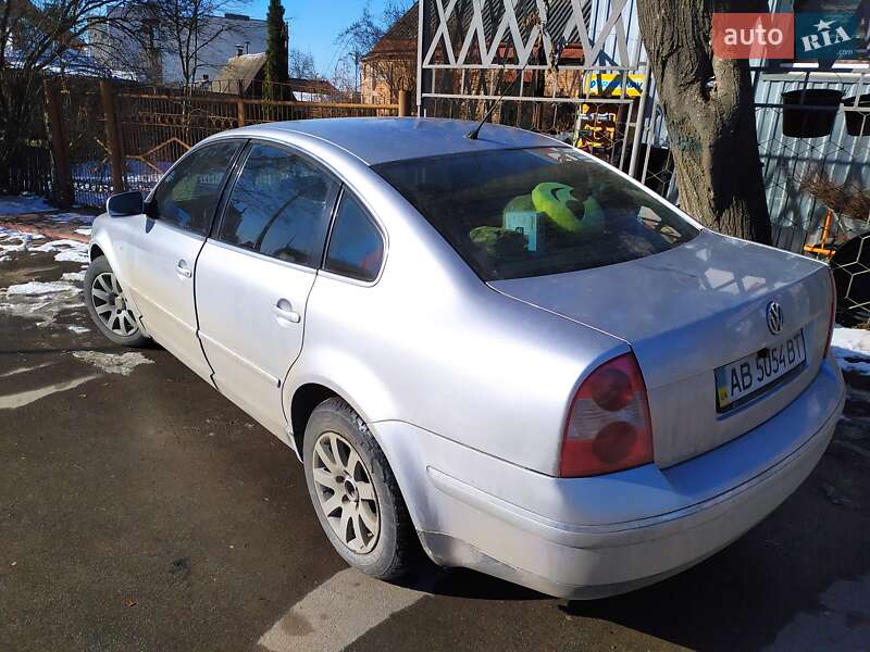 Volkswagen Passat 2003