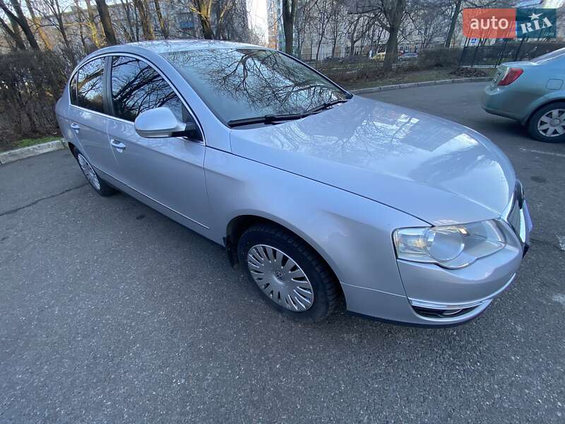 Седан Volkswagen Passat 2007 в Одессе