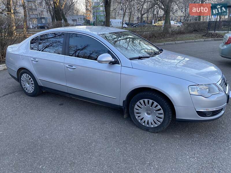 Седан Volkswagen Passat 2007 в Одессе