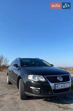 Универсал Volkswagen Passat 2008 в Киеве