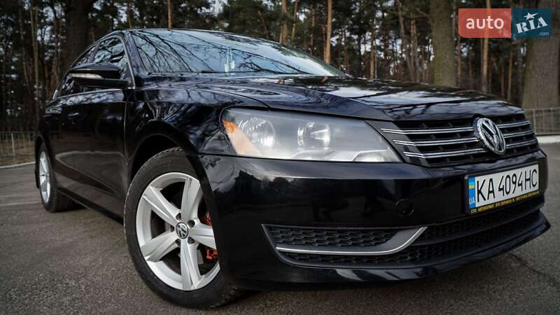 Седан Volkswagen Passat 2012 в Києві