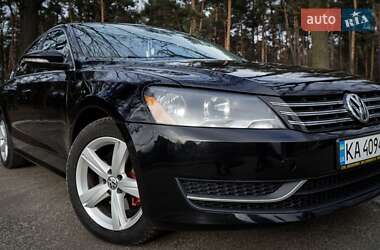 Седан Volkswagen Passat 2012 в Киеве