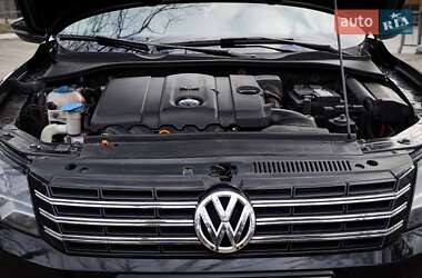 Седан Volkswagen Passat 2012 в 