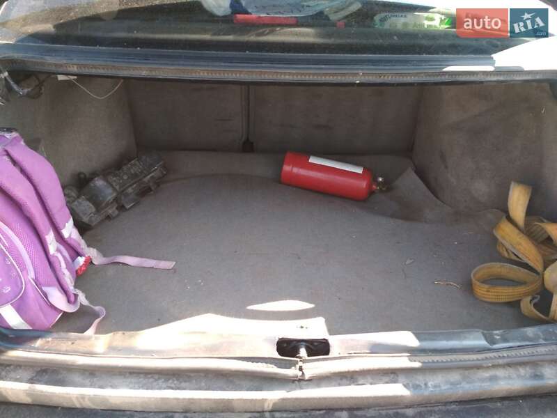 Седан Volkswagen Passat 1993 в Тараще фото 6 Седан Volkswagen Passat 1993 в Тараще