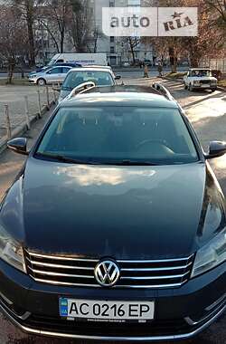 Универсал Volkswagen Passat 2012 в Луцке