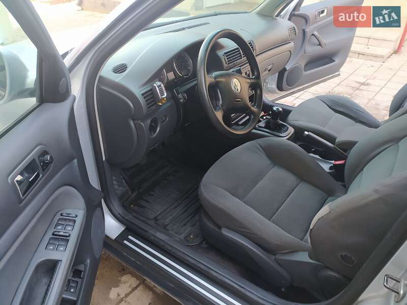 Седан Volkswagen Passat 2003 в Лановцах фото 5 Седан Volkswagen Passat 2003 в Лановцах
