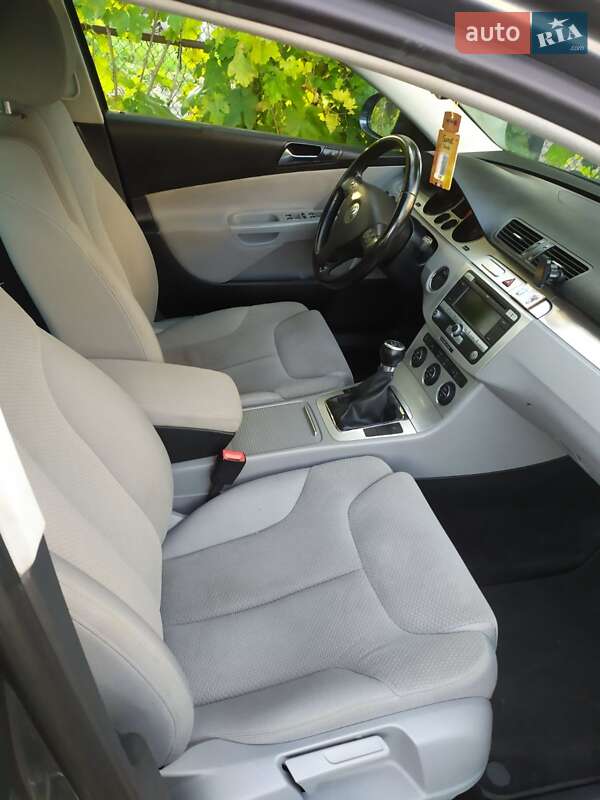 Седан Volkswagen Passat 2008 в Балаклії