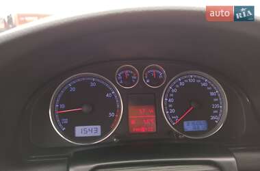 Седан Volkswagen Passat 2001 в 