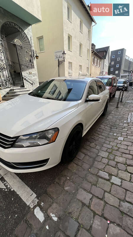 Седан Volkswagen Passat 2012 в Киеве фото 2 Седан Volkswagen Passat 2012 в Киеве