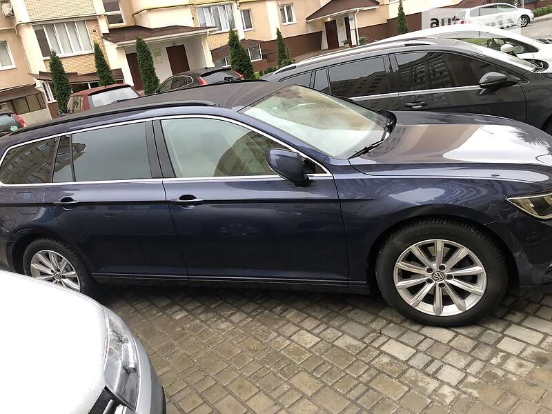 Універсал Volkswagen Passat 2017 в Луцьку