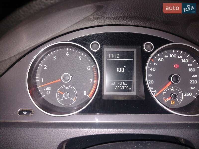 Універсал Volkswagen Passat 2009 в Миколаєві