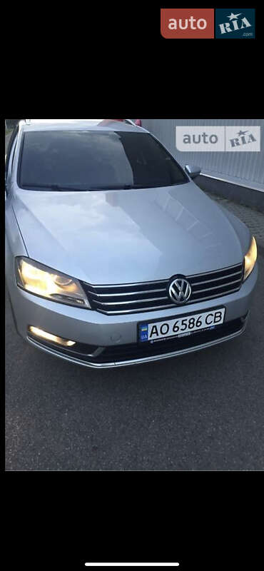 Универсал Volkswagen Passat 2011 в Ужгороде фото 10 Универсал Volkswagen Passat 2011 в Ужгороде