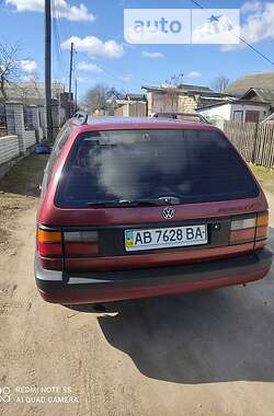 Универсал Volkswagen Passat 1990 в 