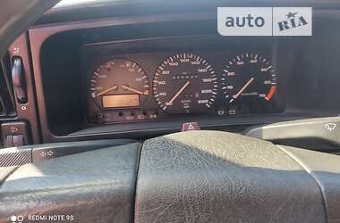 Универсал Volkswagen Passat 1990 в 