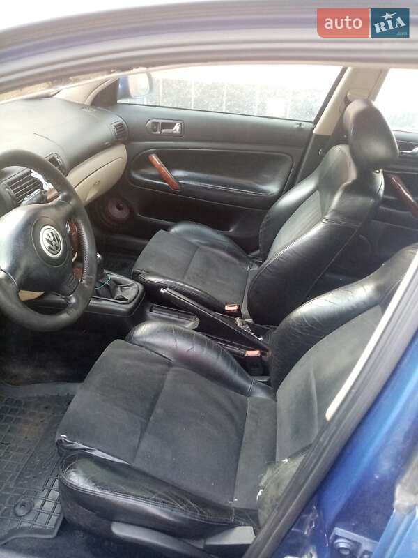 Универсал Volkswagen Passat 1998 в Ровно