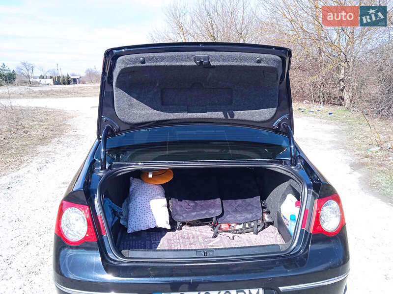 Седан Volkswagen Passat 2008 в Чорткове