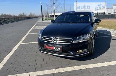 Седан Volkswagen Passat 2014 в Мукачево