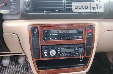 Седан Volkswagen Passat 1999 в 