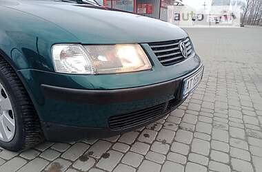 Седан Volkswagen Passat 1999 в 