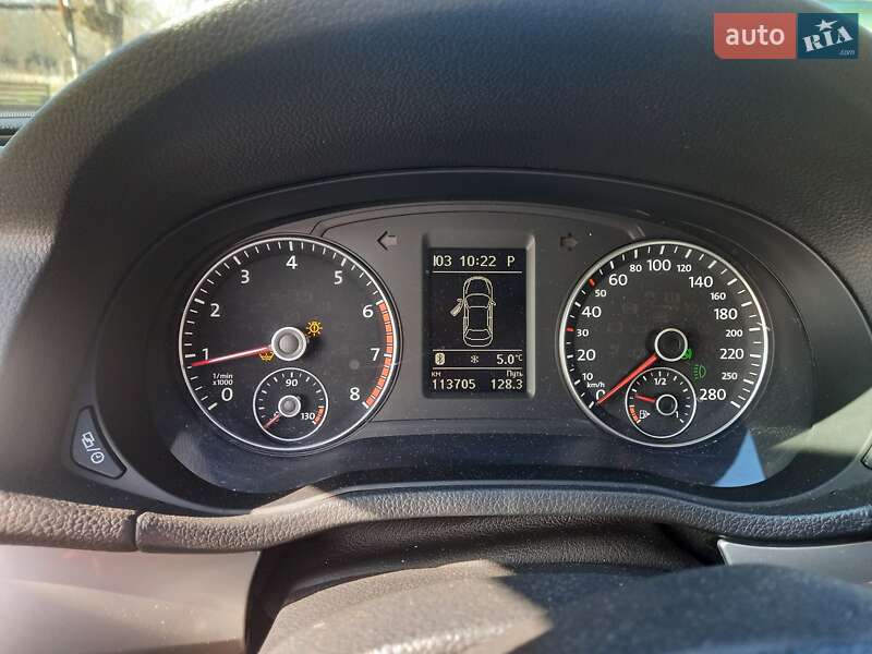 Седан Volkswagen Passat 2014 в Снятине